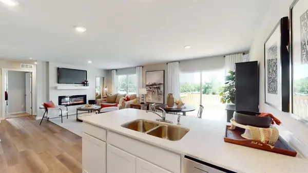 2213 Creekview Place, Raymore, MO 64083