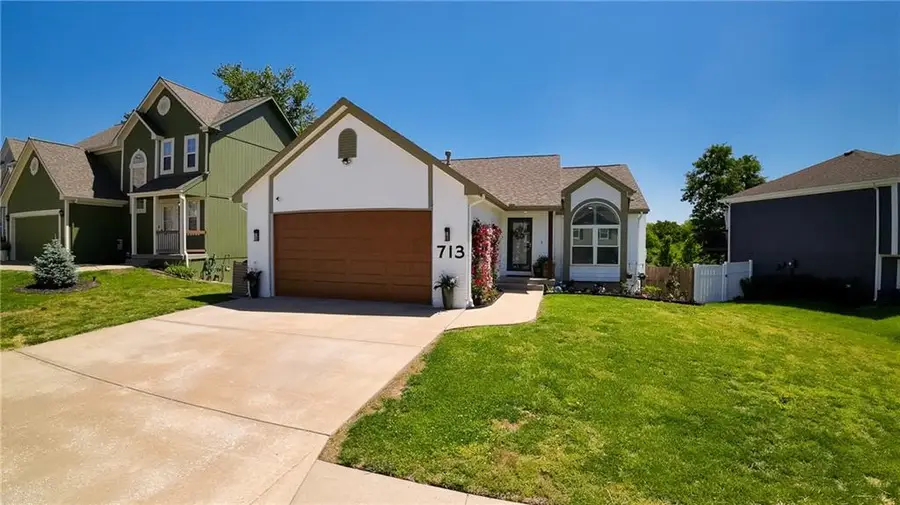 713 N Cloverdale Avenue, Independence, MO 64056 - #3