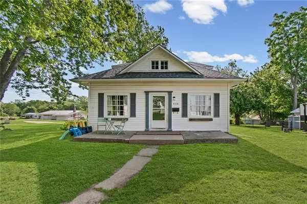 918 Park Street, Carrollton, MO 64633