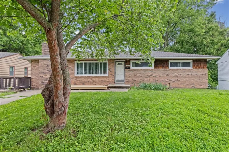 11624 E 38th Terrace S, Independence, MO 64052 - #2