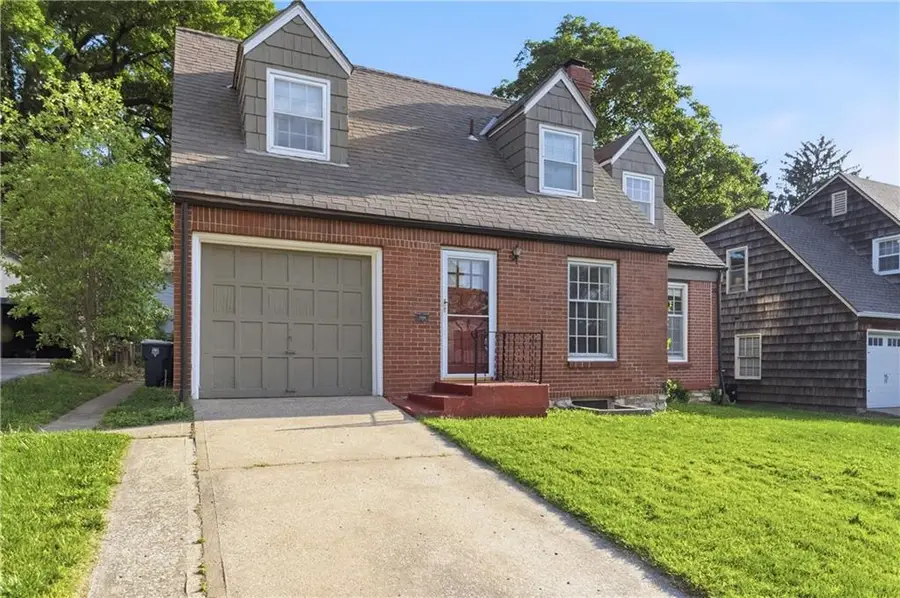 500 E 66th Terrace, Kansas City, MO 64131 - #2