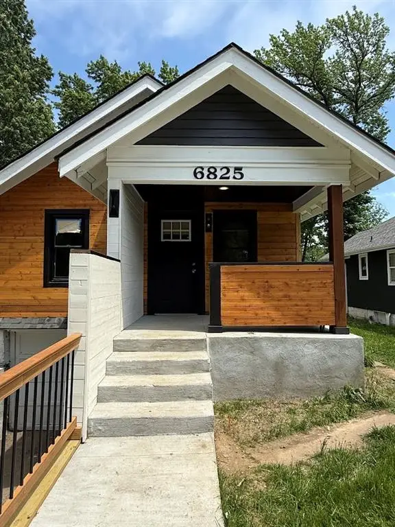 6825 S Benton Avenue, Kansas City, MO 64132 - #2