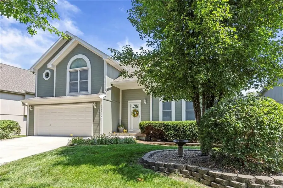 1202 Aspen Drive, Smithville, MO 64089 - #2