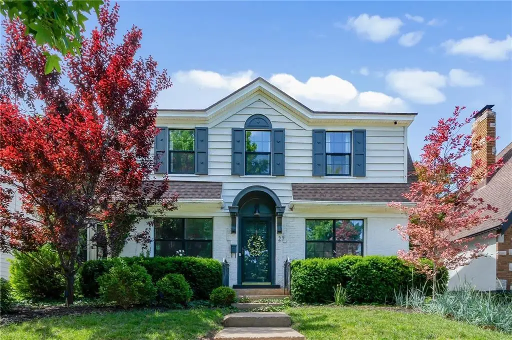 27 W Winthrope Road, Kansas City, MO 64113 - #1