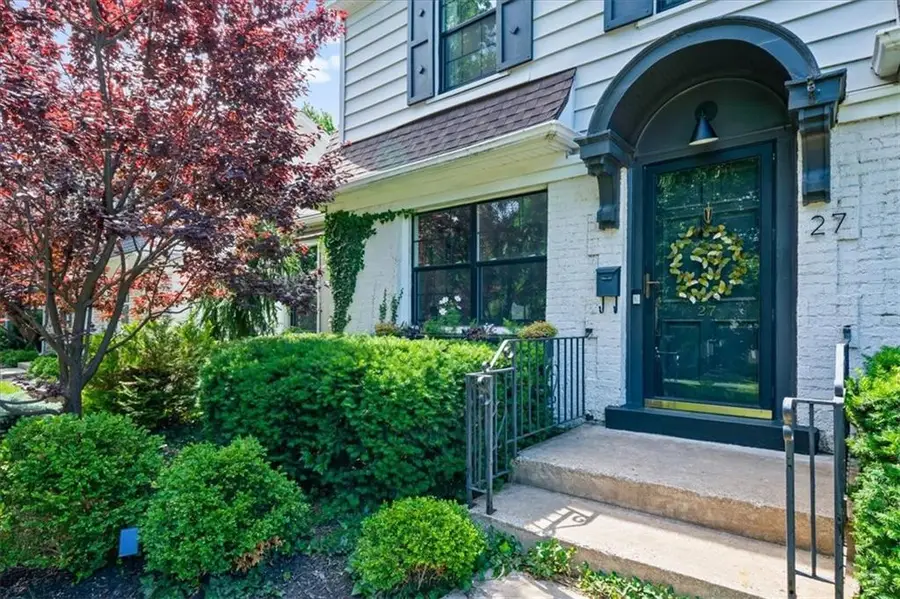 27 W Winthrope Road, Kansas City, MO 64113 - #2