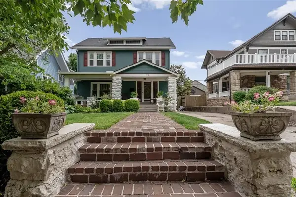131 W 61st Terrace, Kansas City, MO 64113