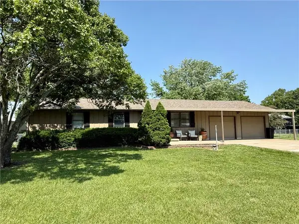 1014 Wilson Street, Burlington, KS 66839