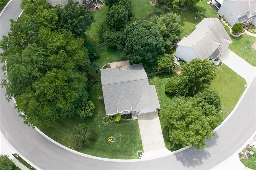 4038 N 107th Terrace, Kansas City, KS 66109 - #3