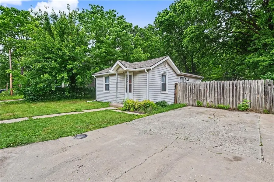 1418 Maple Lane, Lawrence, KS 66044 - #2