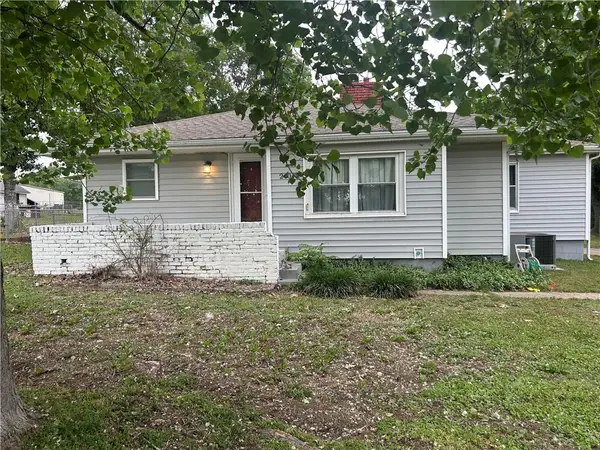 2404 Morgan Street, Coffeyville, KS 67337