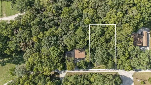 134 Spruce Drive, Linn Valley, KS 66040