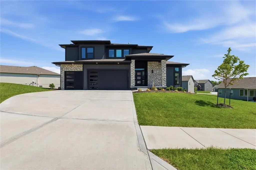 1628 SW Arborway Terrace, Lees Summit, MO 64082 - #1