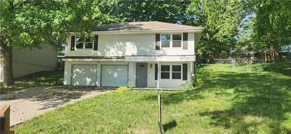 2218 Liberty Landing Road, Liberty, MO 64068