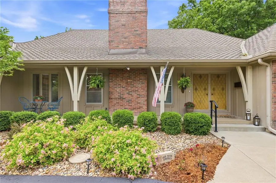 301 S Stevenson Street, Olathe, KS 66061 - #3