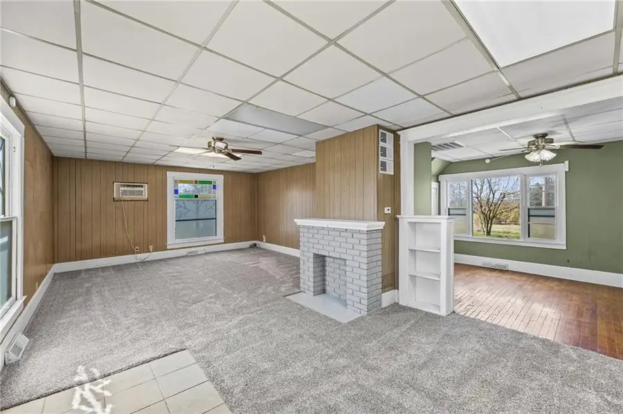 702 N Kentucky Street, Iola, KS 66749 - #2