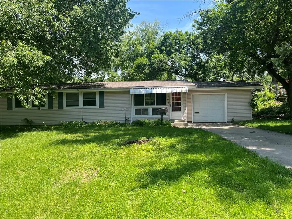 5703 N Euclid Avenue, Kansas City, MO 64118 - #1