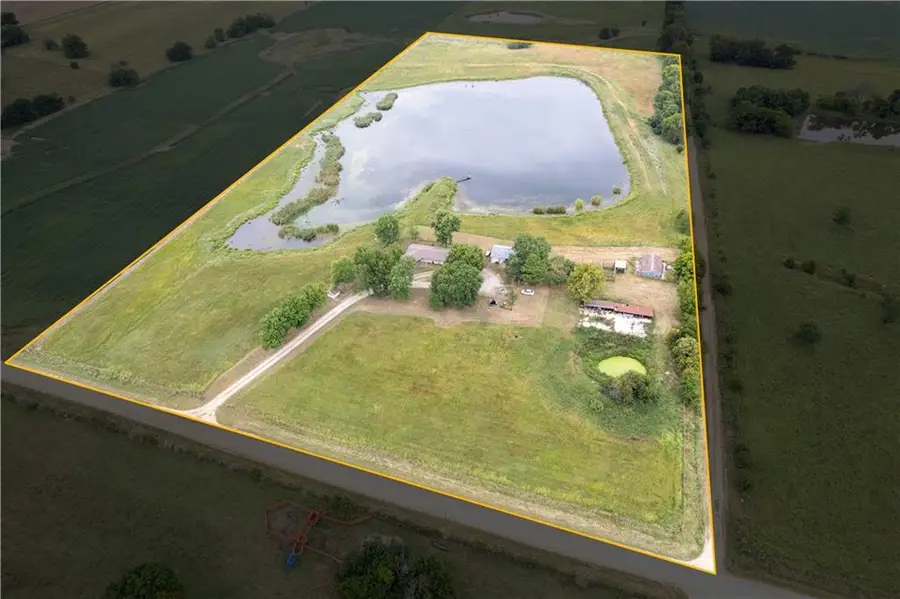 1698 9000 Road, Oswego, KS 67356 - #2