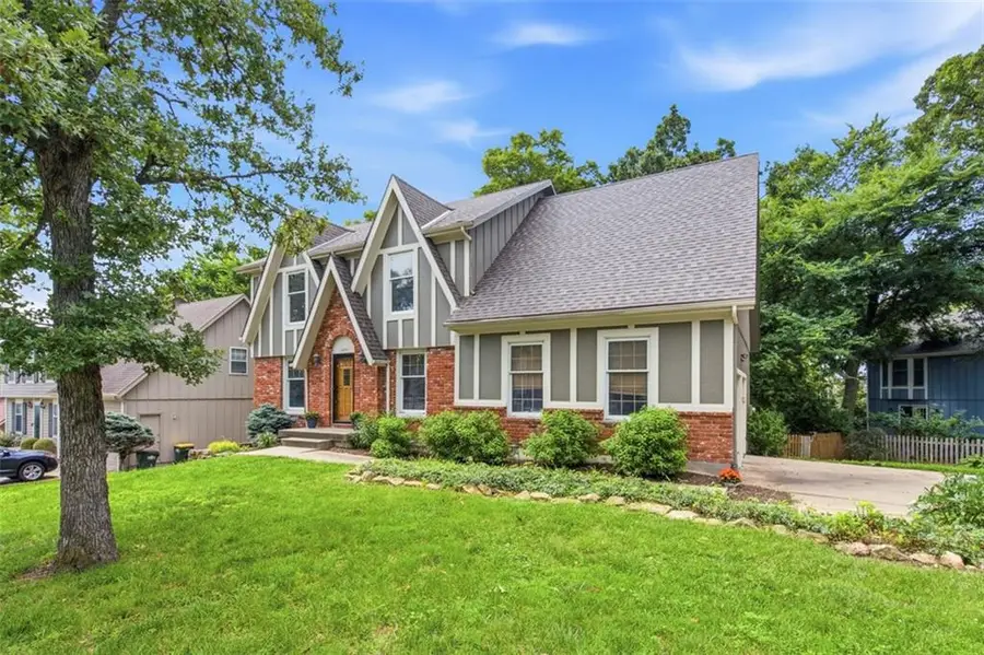 14511 W 69th Street, Shawnee, KS 66216 - #3