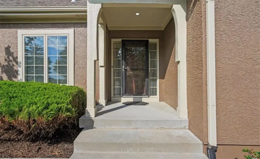 21459 W 116th Street, Olathe, KS 66061 - #3