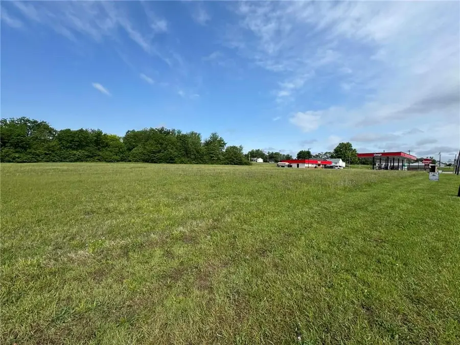 N Main Street, Maryville, MO 64468 - #3