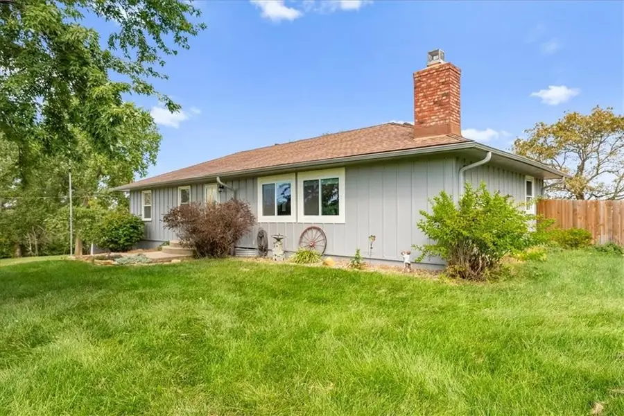 22014 W 223rd Street, Spring Hill, KS 66083 - #2