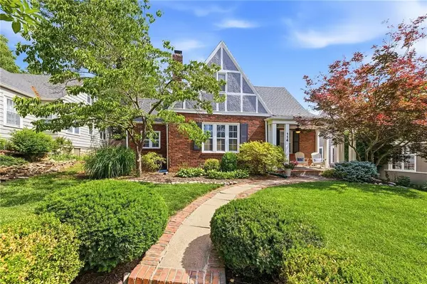 114 E 69 Terrace, Kansas City, MO 64113