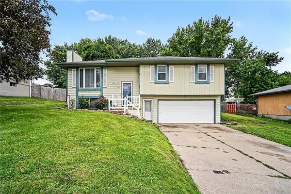 6110 28th Street Terrace, Country Club, MO 64505
