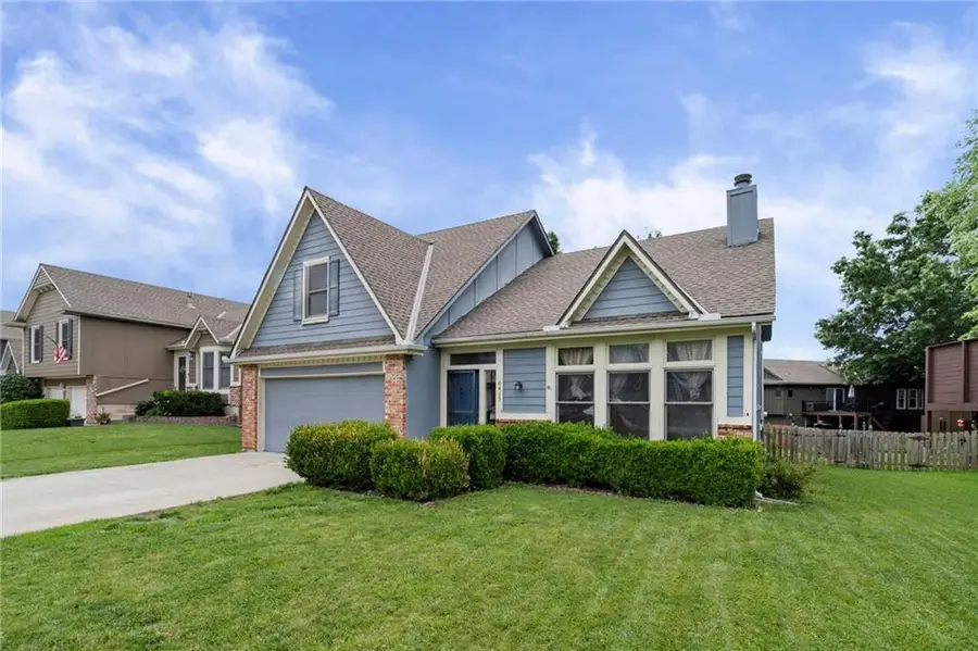 6413 Anderson Street, Shawnee, KS 66226 - #2