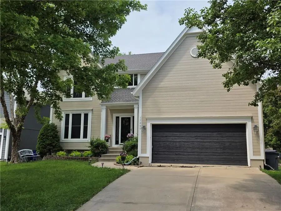17460 W 158th Street, Olathe, KS 66062 - #2