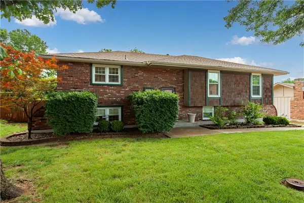 2505 S Whitney Avenue, Independence, MO 64057