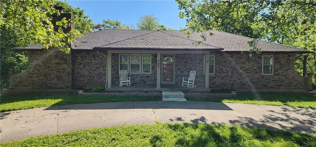 707 Dean Street, Richmond, MO 64085 - #1
