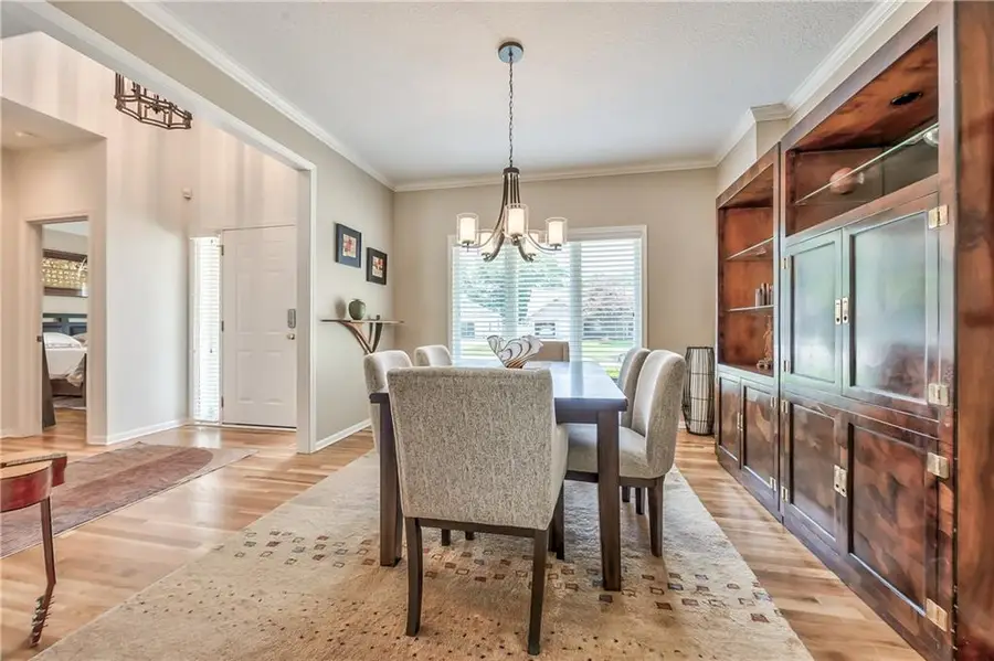 6424 W 100th Terrace, Overland Park, KS 66212 - #2