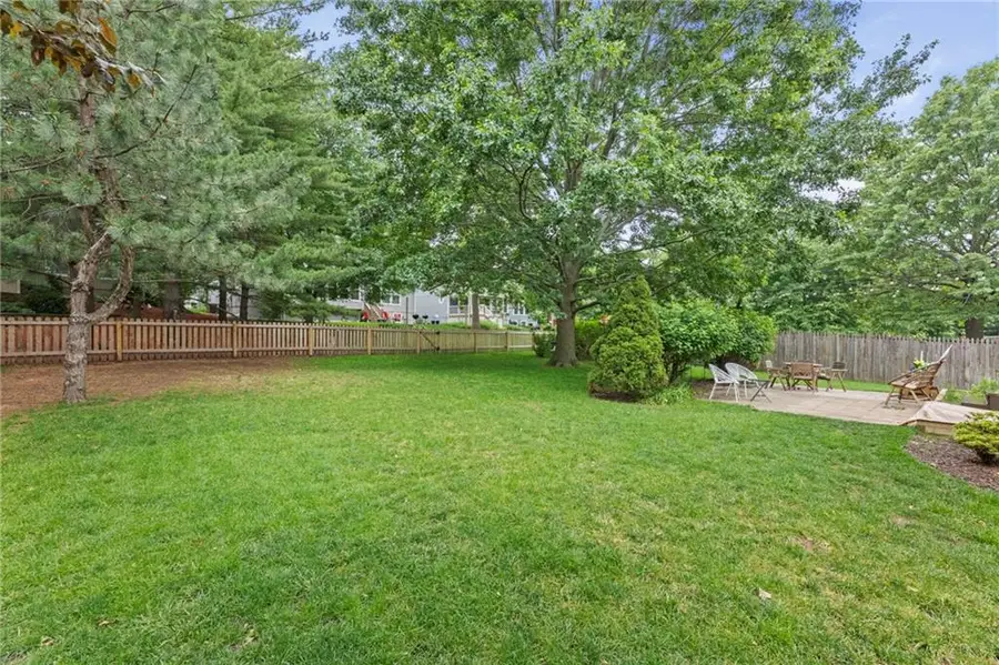 14001 W 114th Terrace, Olathe, KS 66215 - #2