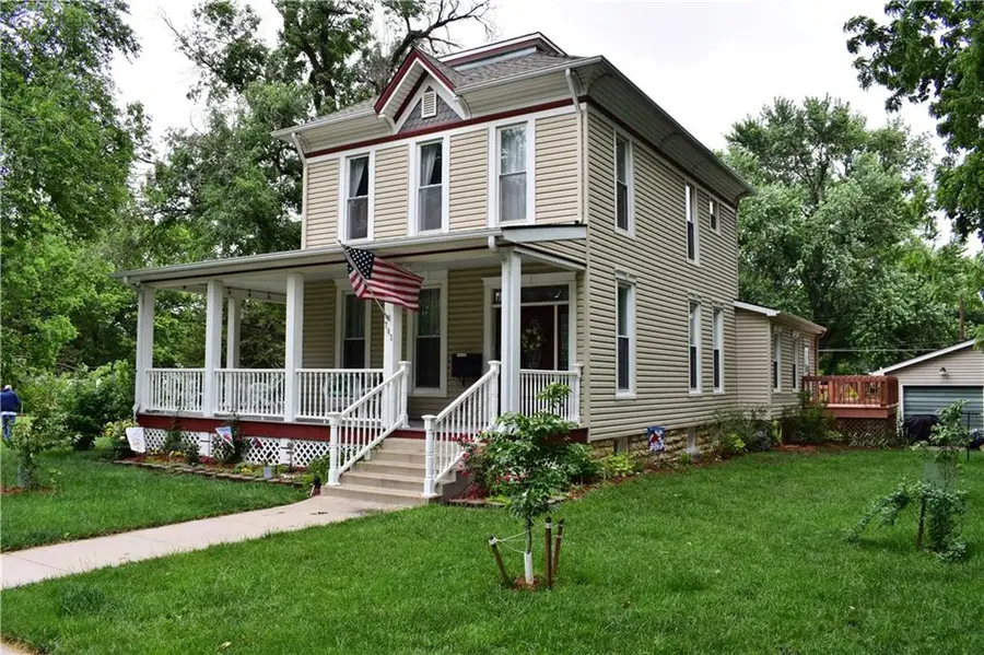 703 S Cedar Street, Ottawa, KS 66067 - #2