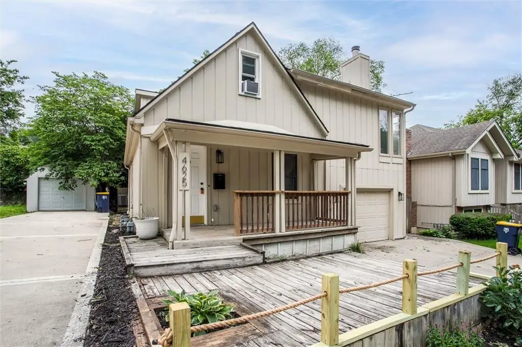 4625 Bell Street, Kansas City, MO 64112 - #1