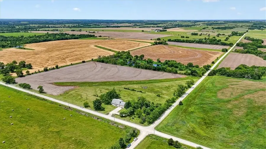24960 Earnest Road, Osawatomie, KS 66064 - #2