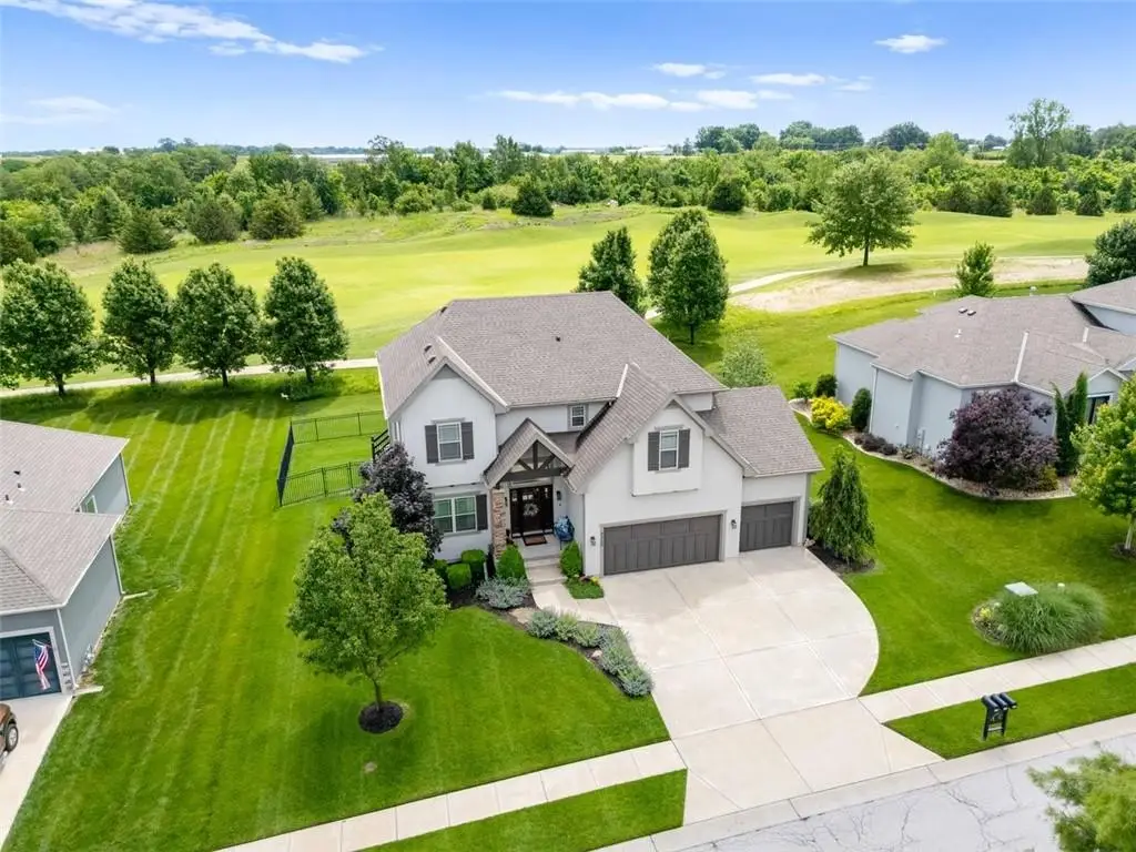 4209 N 141st Street, Basehor, KS 66007 - #1
