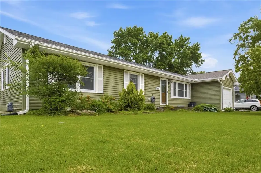 506 South Drive, Marshall, MO 65340 - #2