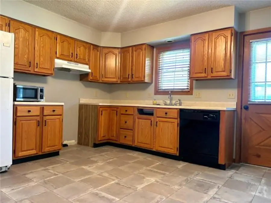 614 W Torrance Street, Maryville, MO 64468 - #2