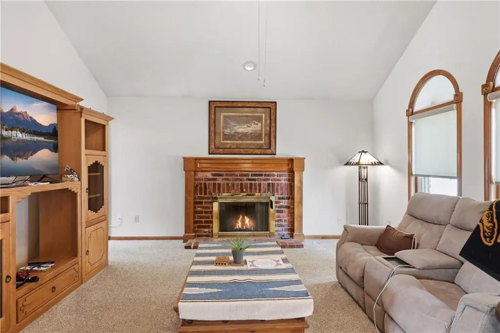 8013 N Lydia Avenue, Kansas City, MO 64118 - #1