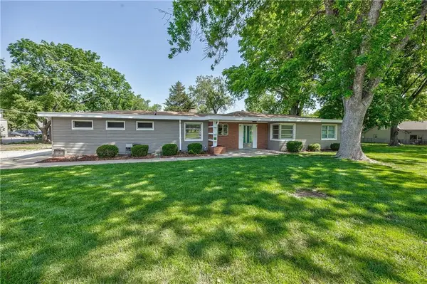 9316 W 80th Street, Overland Park, KS 66204