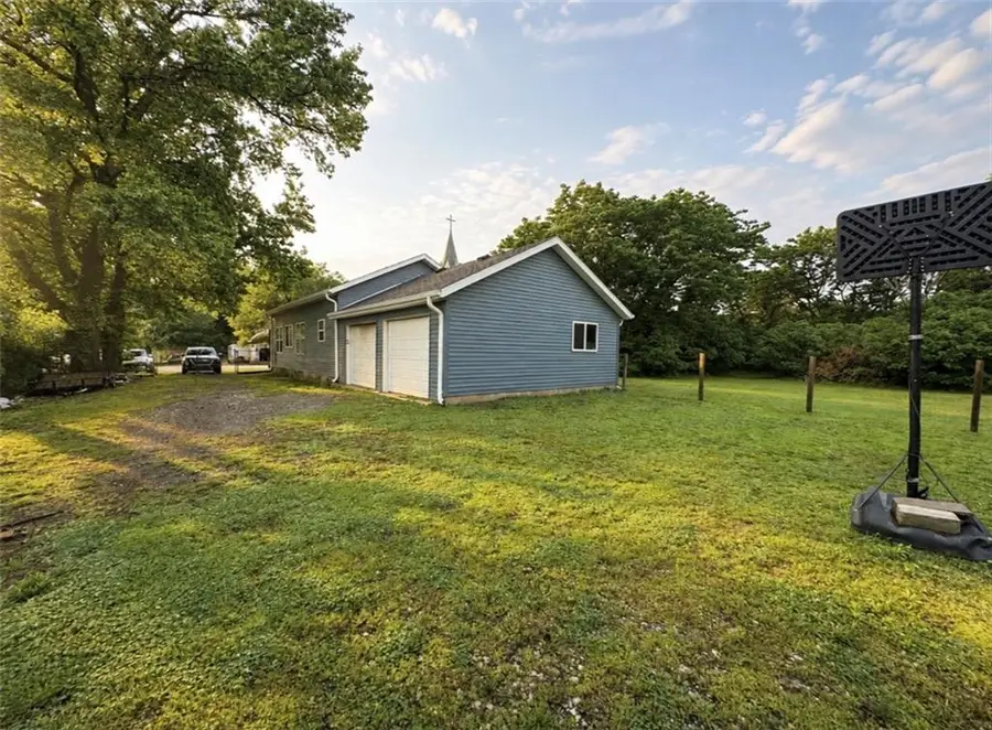 406 S Pesavento Street, Pittsburg, KS 66762 - #2