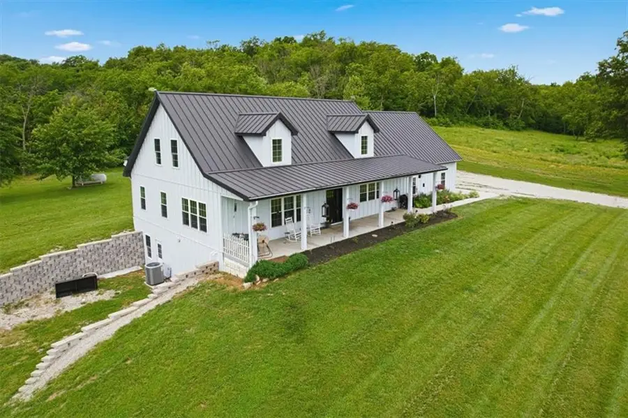19180 B Highway, Richmond, MO 64085 - #2