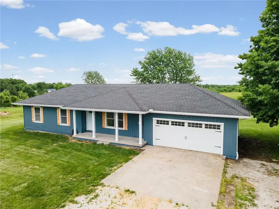 8531 Southpoint Drive, Richmond, MO 64085 - #3