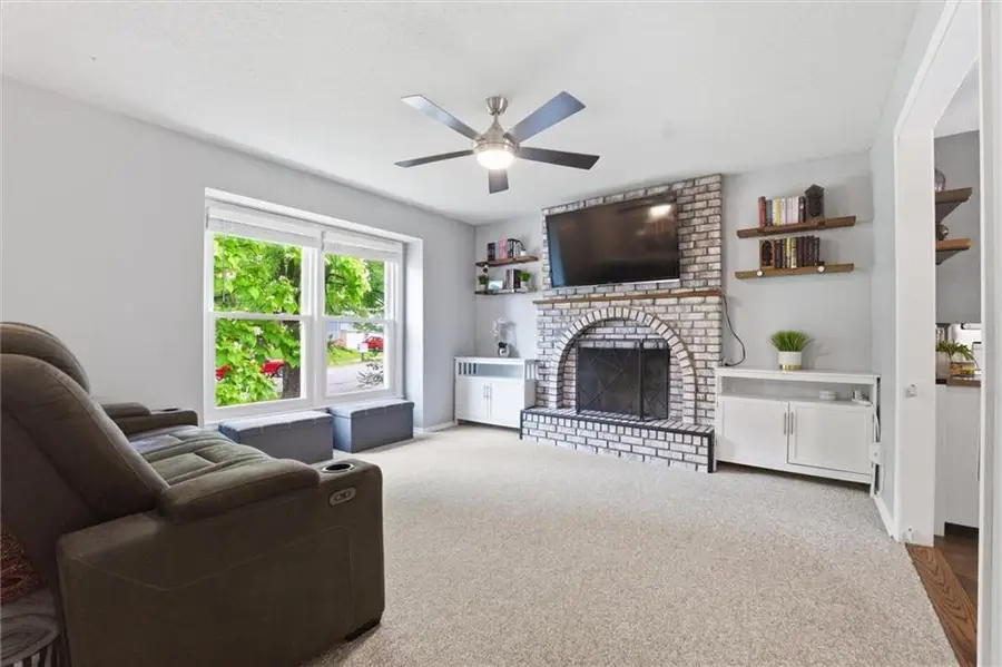 629 SW 36th Terrace, Lees Summit, MO 64082 - #3