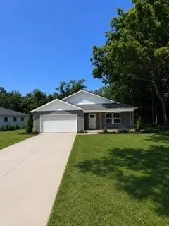 906 S Monroe Street, Lyndon, KS 66451 - #3