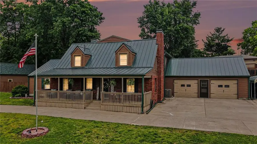 1 Ridgeland Road, Country Club, MO 64505 - #2