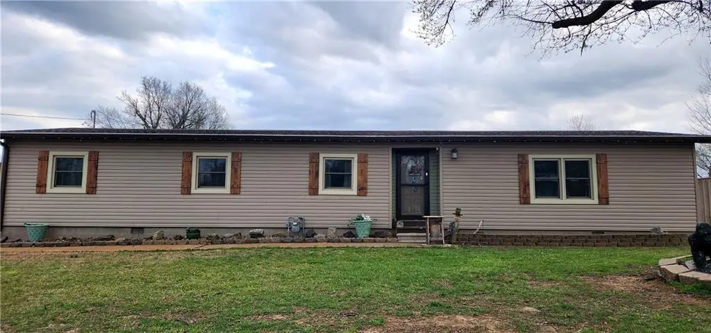 702 W Oak Street, Weir, KS 66781 - #1