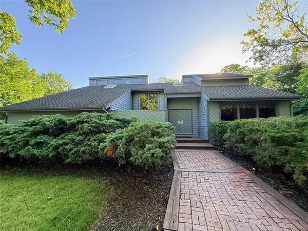 917 E 1264 Road, Lawrence, KS 66047