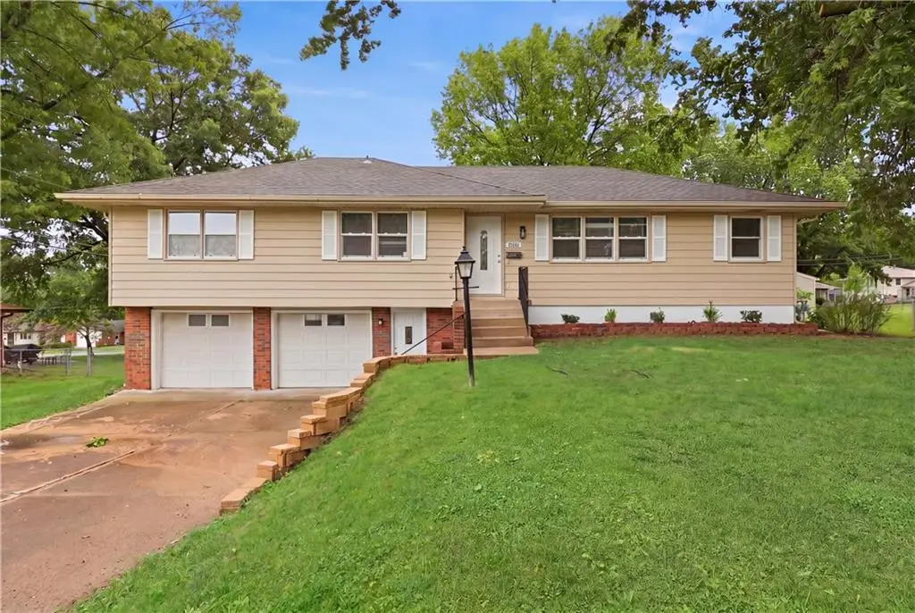 13121 E 45th Street S, Independence, MO 64055 - #1